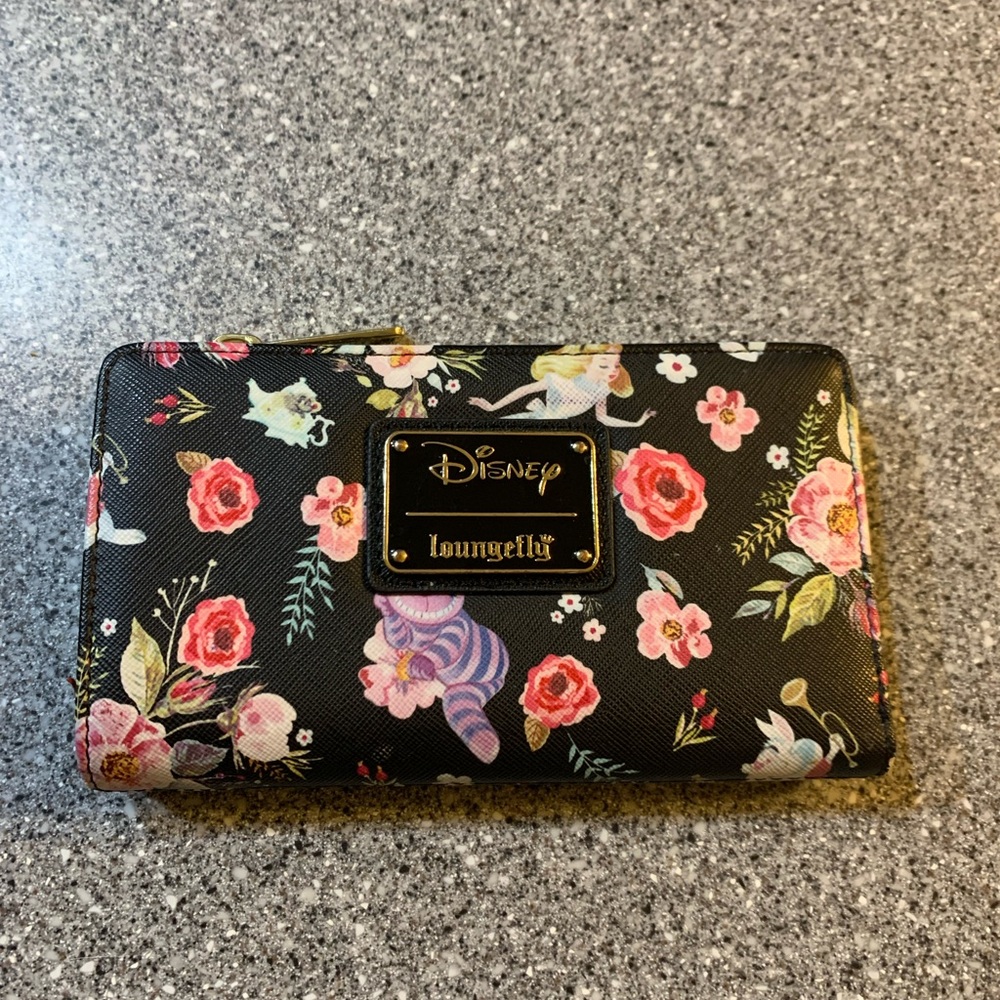 Loungefly Disney Alice wallet
